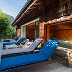 Macchi Restaurant & 4* Châtel