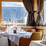 Macchi Restaurant & Szálloda Châtel