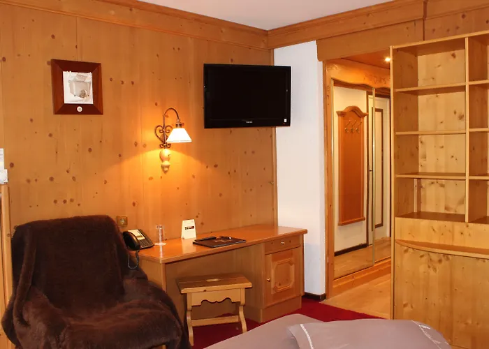 Hotel Macchi Restaurant & Chatel