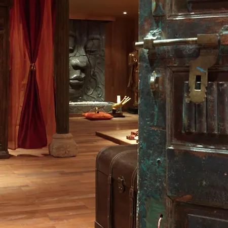 Macchi Restaurant & 4* Châtel